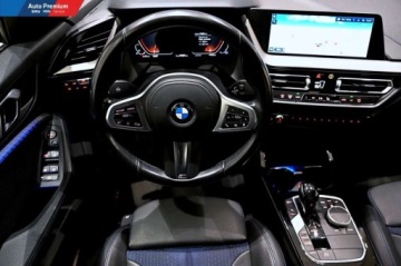 BMW Seria 2 G42-U06 Active Tourer 1.5 218i 136KM 2021 BMW Seria 2 218iFotel SportowyM SportShadow LineLED Fog LightsStep Tronic, zdjęcie 7