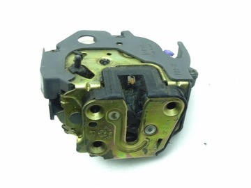 NISSAN X-TRAIL T30 01-07 ZÁMEK DVEŘE PRAVÝ ZADNÍ