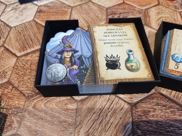 Красочная вставка, органайзер: Шарлатаны из Пасикуровице + аксессуары