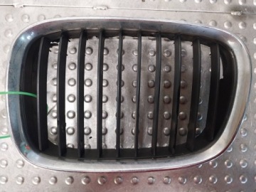 CHROM Grill Grill salberk Nieren links 8159311 BMW 5 E39