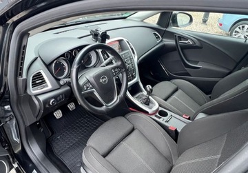 Opel Astra J Sports Tourer Facelifting 2.0 BiTurbo CDTI 195KM 2014 Opel Astra 2.0Biturbo 194KM Sport Xenon Led Navi Kamera Stan Bdb OPLACONY, zdjęcie 15