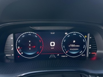 Skoda Octavia IV RS Kombi 2.0 TDI SCR 200KM 2022 Skoda Octavia VRS 2.0TDI 200KM, Hak, HEAD-UP, Matr, zdjęcie 15