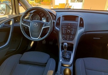 Opel Astra J GTC 1.4 100KM 2014 Opel Astra J 1.4 Sprowadzona, zdjęcie 6