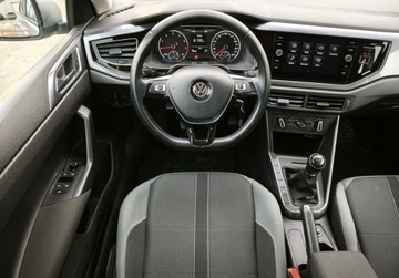 Volkswagen Polo VI Hatchback 5d 1.0 TSI 115KM 2019 Volkswagen Polo 115 Km 6 biegow, Highline, Czujniki parkowania, Bezwypadko, zdjęcie 5