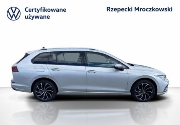 Volkswagen Golf VIII Variant 2.0 TDI 115KM 2021 Volkswagen Golf Variant 2.0 TDI 85KW, kamera cofania, podgrzewane fotele p, zdjęcie 5