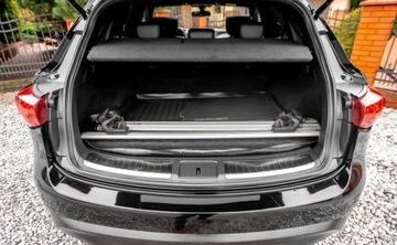 Infiniti FX II Crossover 3.0d V6 238KM 2011 Infiniti FX S 3.0d 238ps Navi Bose Bixenon 4x4 Szyberdach Radar Szwajcaria, zdjęcie 17