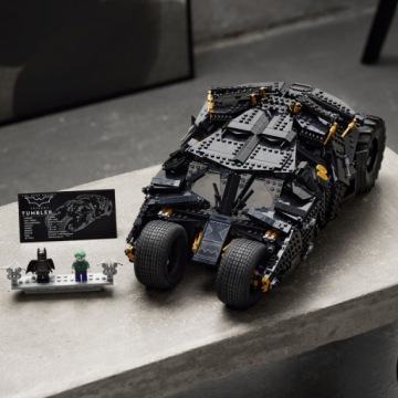 OUTLET — LEGO DC Comics Super Heroes. Бэтмобиль