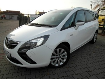 Opel Zafira C Tourer 2.0 CDTI ECOTEC 165KM 2014 Opel Zafira Tempomat Xenon Klimatronik Led 2.0 Diesel 165KM, zdjęcie 4