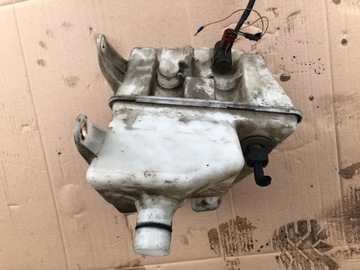 NÁDOBKA OSTŘIKOVAČŮ SAAB 93 SEDAN 2002-2007