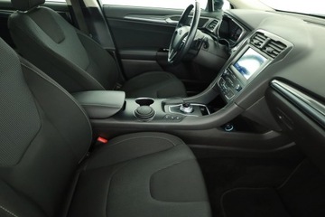 Ford Mondeo V Kombi Facelifting 2.0 EcoBlue 150KM 2020 Ford Mondeo 2.0 EcoBlue, Automat, Navi, Klima, zdjęcie 6