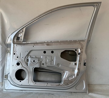 ДВЕРЬ ПЕРЕДНЯЯ ПРАВАЯ OPEL ASTRA H III 5D