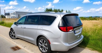 Chrysler Pacifica II 3.6 V6 291KM 2020 Chrysler Pacifica 3.6 V6 291KM Skora LED El. DrzwiKlapa 3.6 Benzyna 291KM, zdjęcie 1