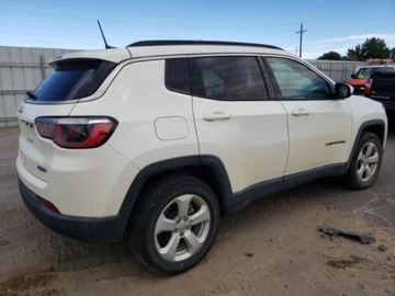 Jeep Compass II 2018 Jeep Compass 2018 JEEP COMPASS LATITUDE silnik 2.4 L 2.4 Benzyna 180KM, zdjęcie 3