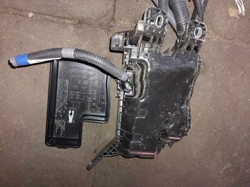 БЛОК ПРЕДОХРАНИТЕЛЕЙ LEXUS NX ЛЕВЫЙ