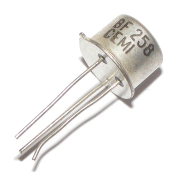 Tranzystor BF258 CEMI x3