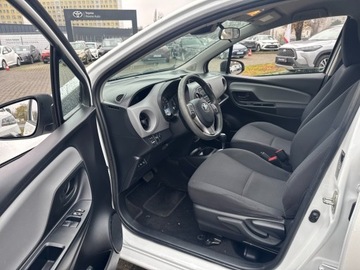 Toyota Yaris III Hatchback 5d Facelifting 2017 1.5 Hybrid 100KM 2020 Toyota Yaris Hybrid 100 Active III (2011-2019) Toy, zdjęcie 24