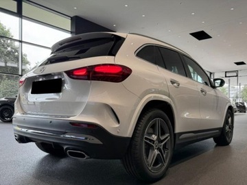 Mercedes GLA II 2025 MERCEDES-BENZ GLA 250 e AMG Line Suv 1.3 (272KM) 2025, zdjęcie 1