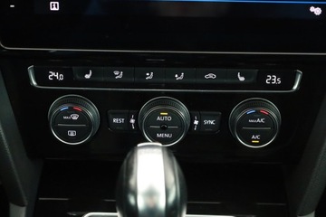 Volkswagen Arteon Fastback 2.0 TDI 240KM 2017 VW Arteon 2.0 BiTDI 4Motion, Salon Polska, 236 KM, zdjęcie 9