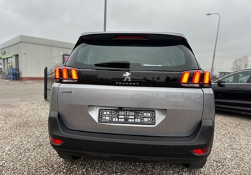 Peugeot 5008 II Crossover 1.6 BlueHDI 120KM 2018 Peugeot 5008 Niemcy,Automat,7 osob,Navi 1.6 Diesel 120KM, zdjęcie 3