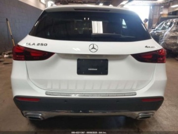 Mercedes GLA II 2025 Mercedes-Benz GLA 2025 r., 2,0L 250 4MATIC 2.0 Benzyna 221KM, zdjęcie 4