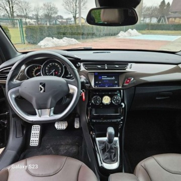 DS 3 Hatchback Facelifting 2016 1.2 PureTech 110KM 2016 Citroen DS3 Aluminiowe Felgi Kamra Cofania AUTOMAT Gwarancja Vip 1.2, zdjęcie 19