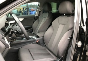 Audi A4 B9 Limousine Facelifting 2.0 35 TFSI 150KM 2023 Audi A4 Limousine A4 35 TFSI mHEV Automat Vat Marza Salon PL Apple Ca, zdjęcie 5