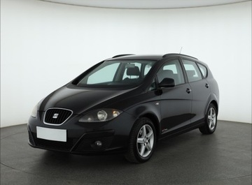 Seat Altea XL 1.6 TDI CR 105KM 2011 Seat Altea XL 1.6 TDI, Salon Polska, Klima, zdjęcie 1