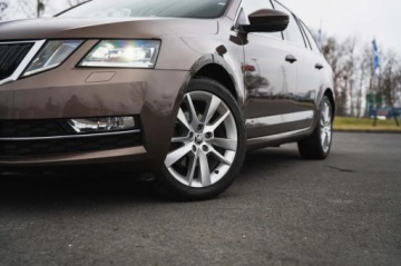 Skoda Octavia III Liftback Facelifting 1.5 TSI ACT 150KM 2019 Skoda Octavia 1.5 TSI, Salon Polska, Serwis ASO, zdjęcie 9