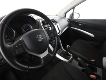 Suzuki SX4 II S-cross Facelifting 1.0 BOOSTERJET 110KM 2019 Suzuki SX4 S-Cross Czujniki, Navi, Klima,, zdjęcie 13