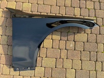MERCEDES S KLASA W222 BŁOTNIK PRAWY PRZEDNI ORYG.
