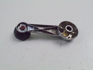 FORD GRANADA KORBKA OTWIERANIA SZYBY 82GBF23342