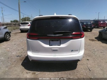 Chrysler Pacifica II 2021 Chrysler Pacifica Hybrid Touring L, 2021r., 3.6L 3.6 Hybryda 260KM, zdjęcie 7
