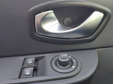 Renault Clio IV Hatchback 5d ENERGY TCe 99g 90KM 2016 Renault Clio Bezwypadkowy, pełny serwis w Aso, zdjęcie 16