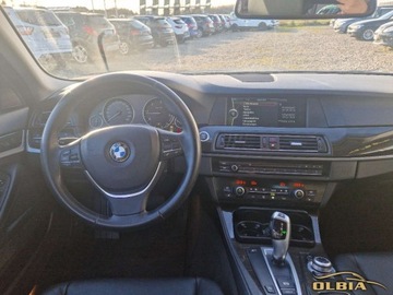 BMW Seria 5 F10-F11 Touring 520d 184KM 2010 BMW Seria 5 Bi-Xenon Led Automat Panorama Dach 2.0 Diesel 184KM, zdjęcie 4