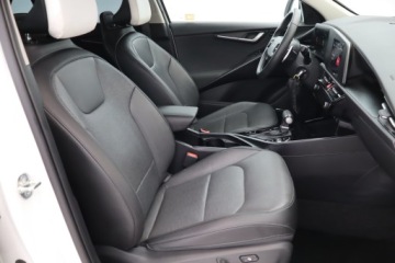 Kia Niro II Crossover 1.6 GDI 141KM 2023 Kia Niro Hybrid, Salon Polska, Serwis ASO, zdjęcie 8
