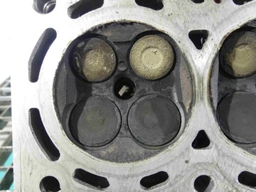 HLAVA HŘÍDELE KPL POD EGR YARIS III 1.0 VVTI