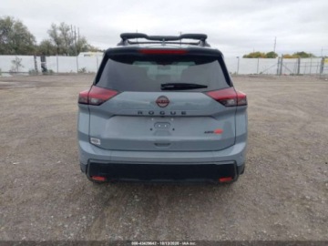 Nissan 2025 Nissan Rogue Rock Creek 2025 1.5l 1.5 Benzyna 201KM, zdjęcie 4