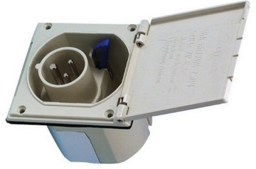 РОЗЕТКА ДЛЯ ЯХТ-КЕМПЕРА CEE 16A, 230 В,