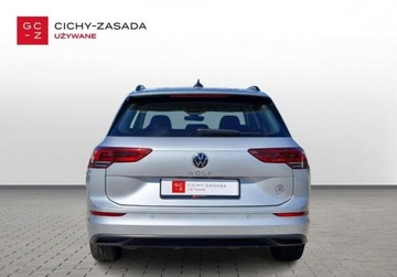 Volkswagen Golf VIII Variant 1.5 TSI 150KM 2022 Volkswagen Golf 1.5 Benzyna 150KM, zdjęcie 3