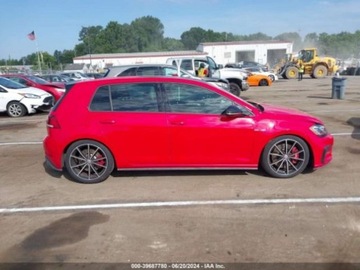 Volkswagen Golf VIII 2021 Volkswagen Golf 2021r, GTI, 2.0T 2.0 Benzyna 230KM, zdjęcie 3