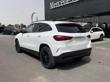 Mercedes GLA II Off-roader Facelifting 2.0 220d 190KM 2025 MERCEDES-BENZ GLA 220 d 4-Matic AMG Line 2.0 (190KM) 2025, zdjęcie 2