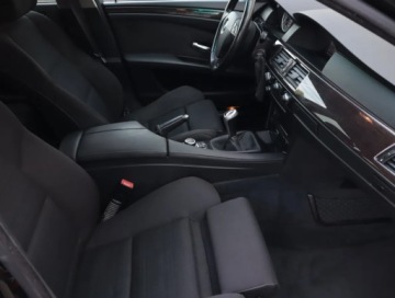 BMW Seria 5 E60 Touring 520 d 177KM 2008 BMW 5 520d, 174 KM, Navi, Xenon, Klima, zdjęcie 8
