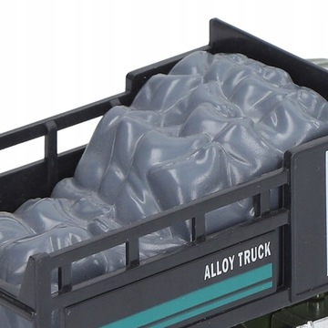 Литая модель транспортного грузовика 1:32