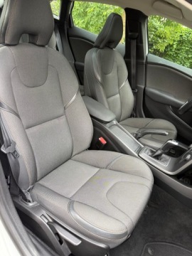 Volvo 2018 Volvo V40 Cross Country D4 Momentum, 190 KM, 2018 r., zdjęcie 9