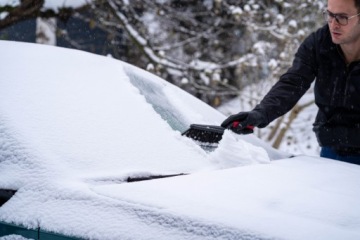 Murska 575 Латунный скребок для окон + мягкая щетка для снега Vikan