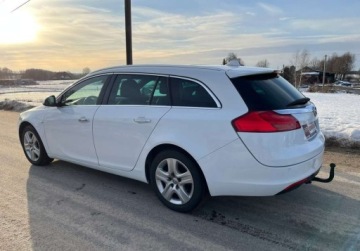 Opel Insignia I Sports Tourer 2.0 CDTI ECOTEC 130KM 2010 Opel Insignia 2,0 Diesel 130 KM, Full Opcja 2.0 Diesel 130KM, zdjęcie 2