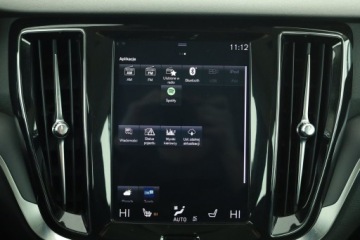Volvo V60 II  Kombi 2.0 D3 150KM 2019 Volvo V60 D3 2.0, Salon Polska, 1. Właściciel, zdjęcie 13