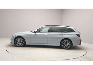BMW Seria 3 G20-G21 Touring Facelifting 2.0 320d 190KM 2023 BMW Seria 3 Bmw Seria 3 320 Touring Diesel Mild Hybrid Mr22 E6de G21 2.0, zdjęcie 2