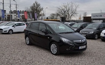 Opel Zafira C Tourer 1.4 Turbo ECOTEC 140KM 2016 Opel Zafira 7 osobowy 1.4 Turbo Benzyna Nawigacja Tempomat Cz. parkowania, zdjęcie 3