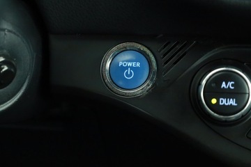 Toyota Yaris III Hatchback 5d Facelifting Hybrid 100KM 2017 Toyota Yaris 1.5 Hybrid, Automat, Skóra, Klima, zdjęcie 13